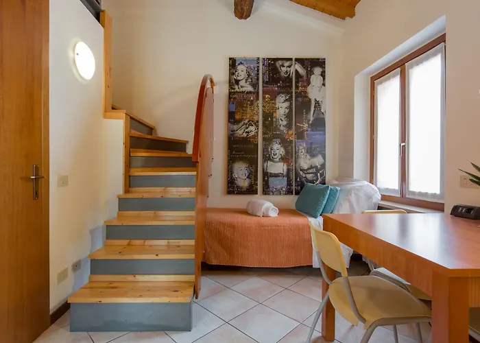 Giardino Giusti House & Court